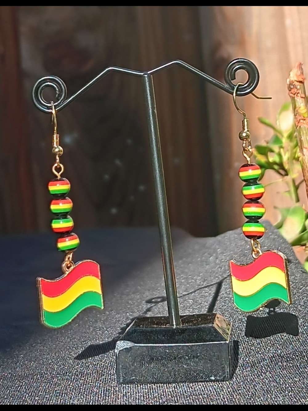 Hand Made Gold-Tone Red Yellow Green Wave Flag Bead Dangle Earrings